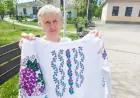 Молдавські вишиванки на Одещині: майстриня створює сорочки, яких "немає у світі"