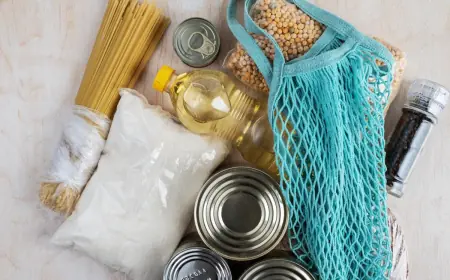Магазини зобов'яжуть роздавати продукти людям: мережам це може не сподобатися