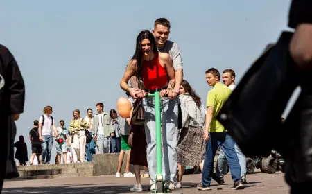 Водіїв електросамокатів офіційно прирівняли до учасників дорожнього руху, а самокати визнали джерелом підвищеної небезпеки, —  рішення Верховного Суду