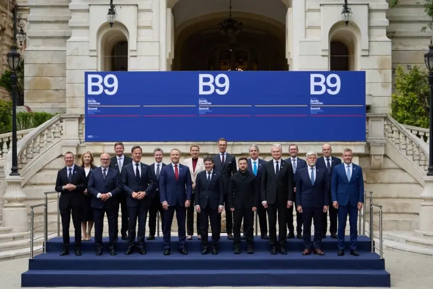 "Підтримка України - це інвестиція в нашу власну безпеку": в Бухаресті відбувся саміт В9