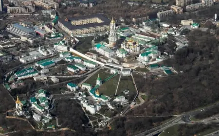 Набіги орди, захоплення імперією і структурами УПЦ МП, підрив Успенського собору: що пережила Києво-Печерська лавра до удару "рф"15 червня