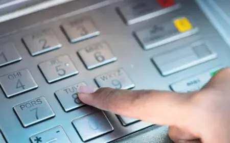 В Україні змінюються правила поповнення банківських карток через термінали: що стане обов’язковим
