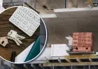 Чи може покупець квартири стягнути пеню та моральну шкоду через затримку введення будинку в експлуатацію