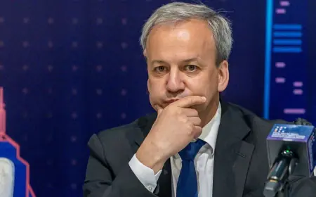Дворкович оголосив про тимчасову відставку з посади президента ФІДЕ після введення санкцій