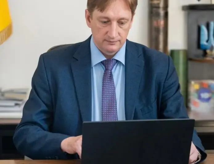 "Ми знімаємо ваше зобов’язання фіксувати це в журналі" — міністр освіти про оцінювання за групами результатів