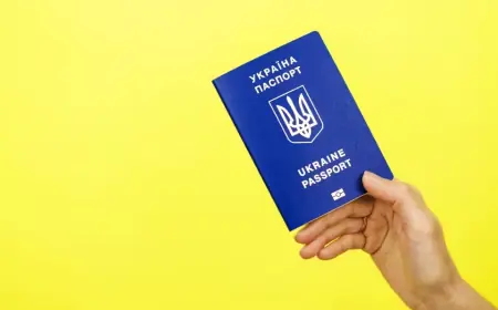 Відмітку у паспорті більше не ставлять. Прикордонники радять українцям наполягати на штампі