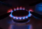 В Україні почався новий газовий рік: рахунки за газ стануть іншими на вигляд та як тепер рахуватимуть плату за розподіл газу