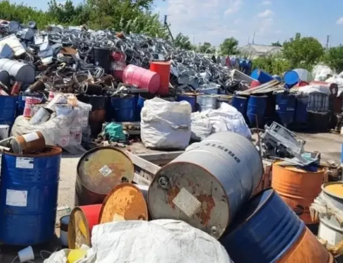 Розвиток штучного інтелекту загрожує планеті мільйонами тонн токсичного електронного сміття
